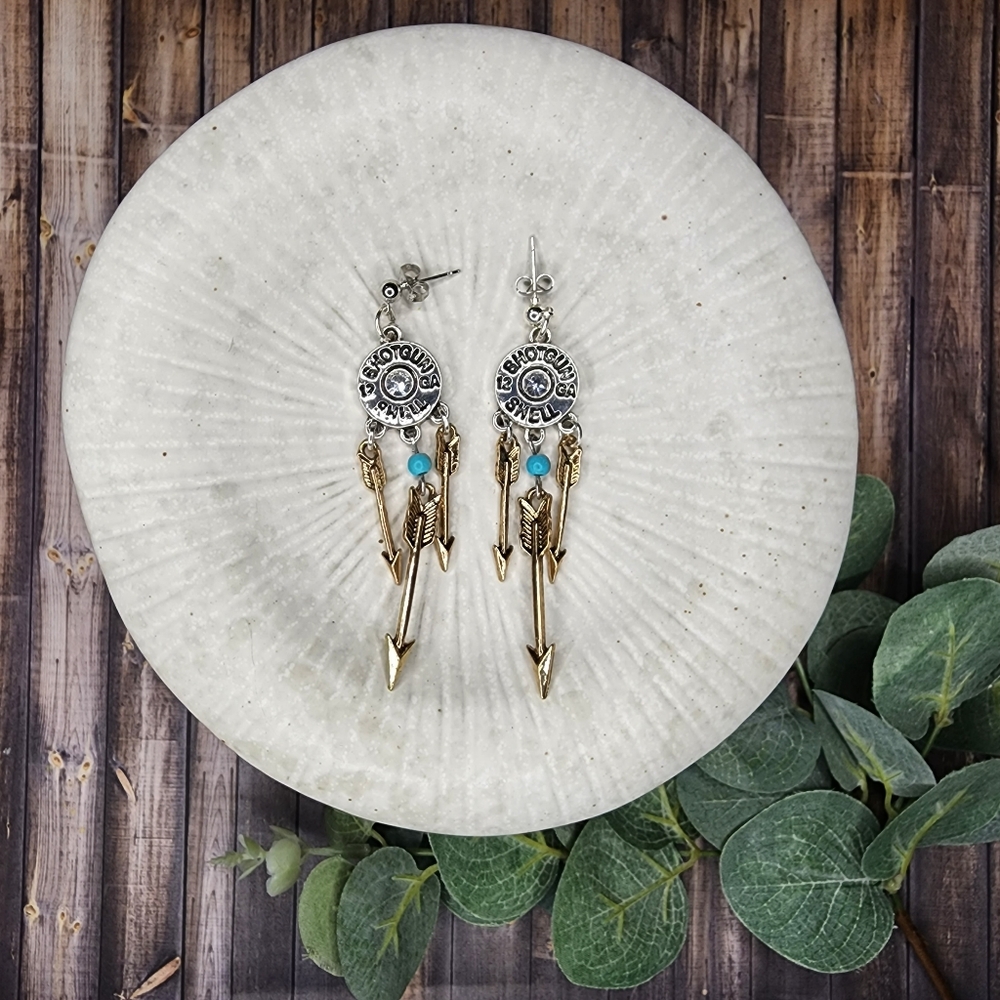 Shotgun earrings with arrows